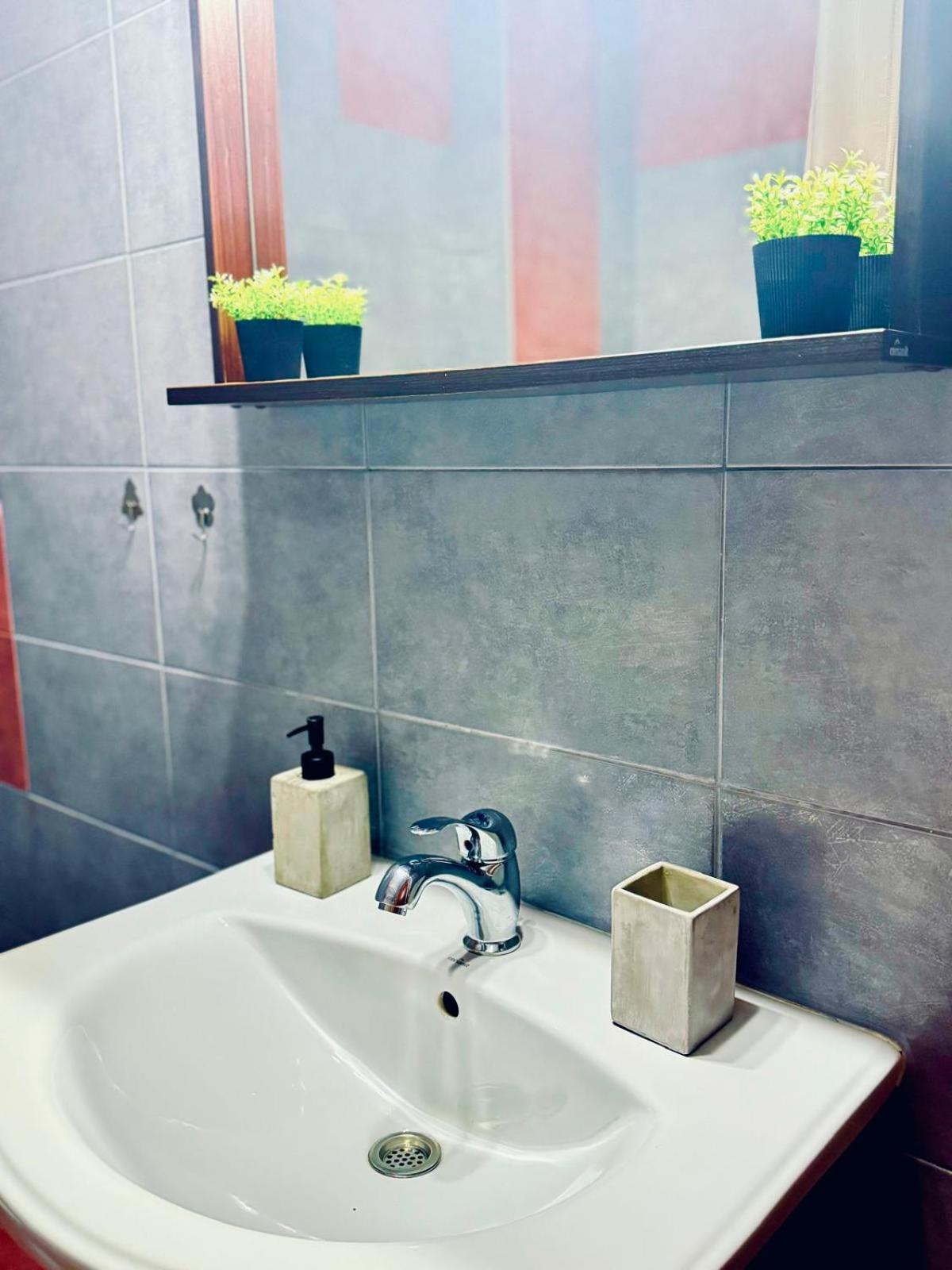 2 Rooms Urban Retreat Unirii Near City Center Bucureşti Eksteriør bilde